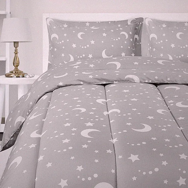 Utopia Bedding All Season Moon Star Comforter Set with 2 Pillow Cases, 3 Piece